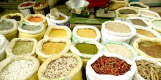 फोन गर्नुस्, गाडीले घरमै ल्याइदिने भएको छ खाद्यान्न