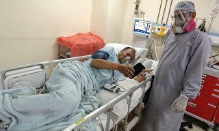 वरिष्ठ गायक दीप श्रेष्ठ आइसीयूमा भर्ना