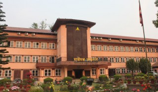 खानीजन्य वस्तु निकासीको निर्णय तत्काल कार्यान्वयन नगर्न अन्तरिम आदेश