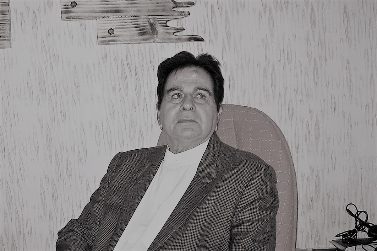 बलिउड कलाकार दिलीप कुमारको  निधन