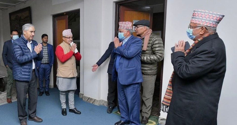 प्रधानमन्त्री देउवा र ओलीको भेट बार्ता, देउवाले मागे ओलीको साथ