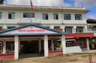 होलीलाई मर्यादित बनाउन प्रशासनको आग्रह