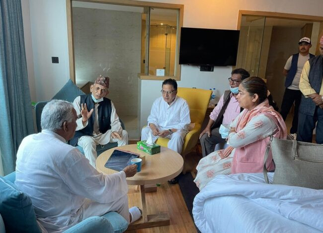 रामचन्द्र पौडेलसँगको भेटमा पनि जगन्नाथ पौडेलले राखे उम्मेदवारी फिर्ता नलिने अडान