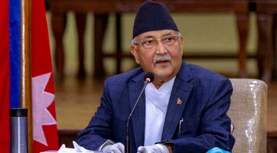 झापा-५ मा ३५ सय मतले अध्यक्ष केपी ओली अगाडि