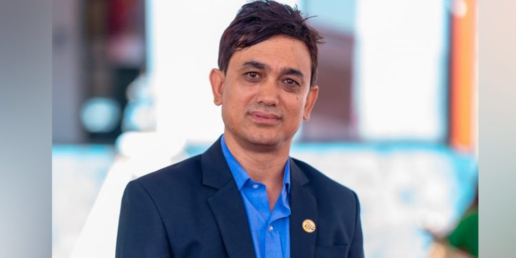 दुर्गा प्रसाईंसँग दुई करोड मागेको  ढाकाकुमार श्रेष्ठको पार्टीको सदस्यता र सांसद पद खारेज